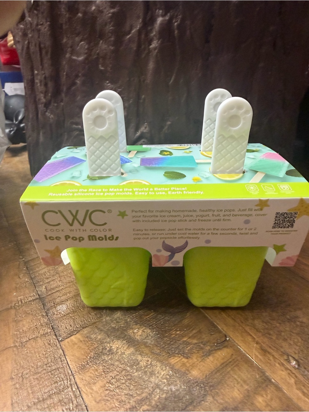 CWC Green Ice Pop Molds by Cook With Color - Reusable Silicone Popsicle Maker